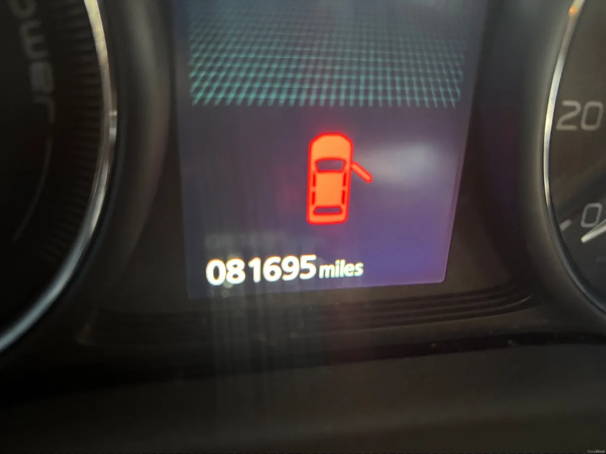 Mitsubishi Outlander 2015 - Image 3