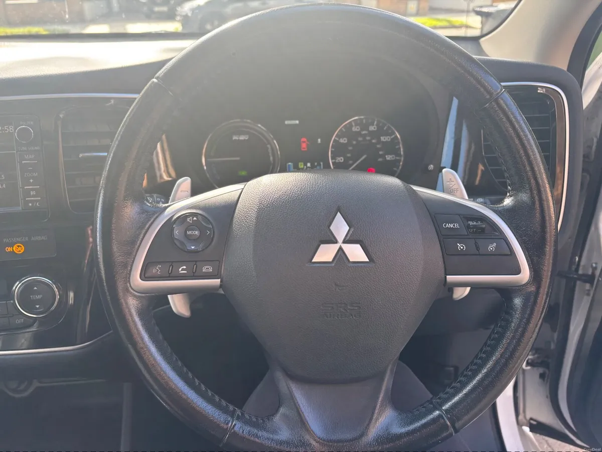Mitsubishi Outlander 2015 - Image 4