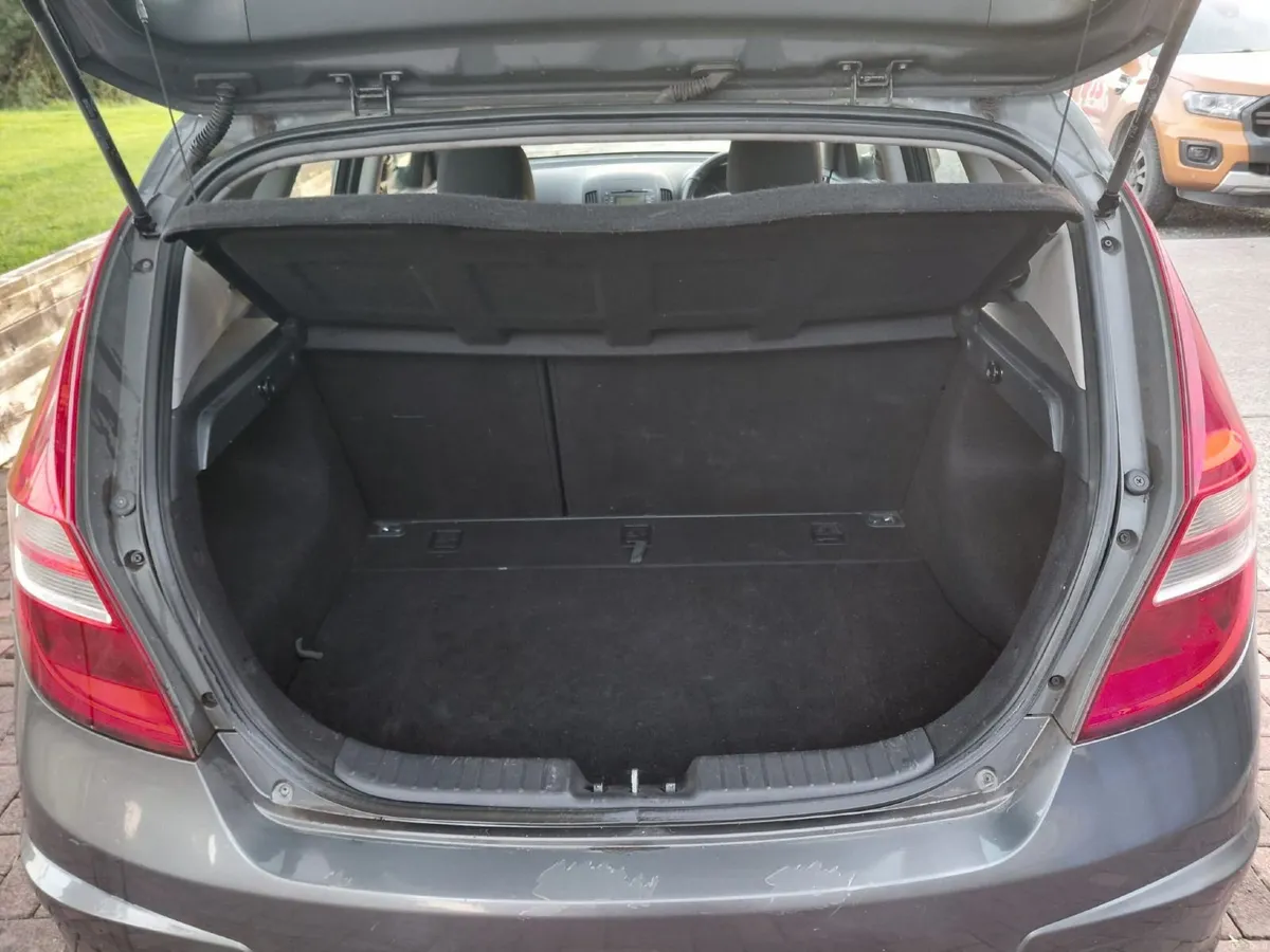 Hyundai i30 2009 - Image 4