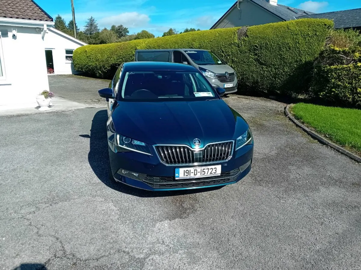Skoda Superb - Image 2