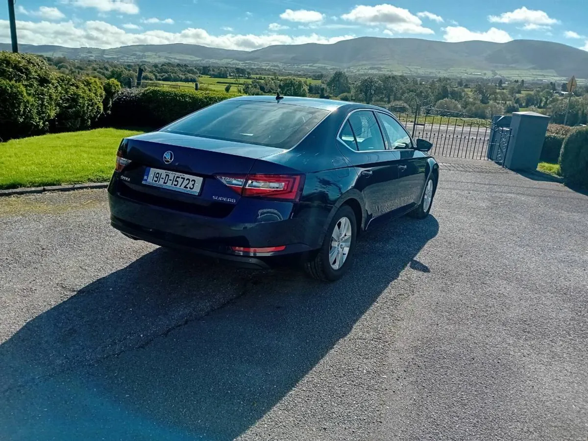 Skoda Superb - Image 6