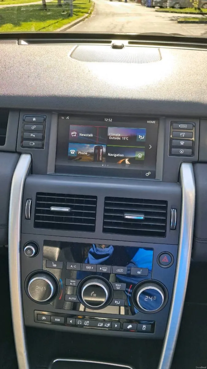 Land Rover Discovery Sport - Image 6