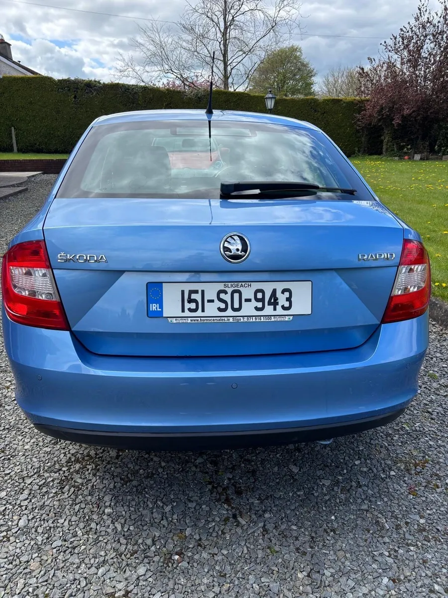 Skoda Rapid 2015 - Image 4