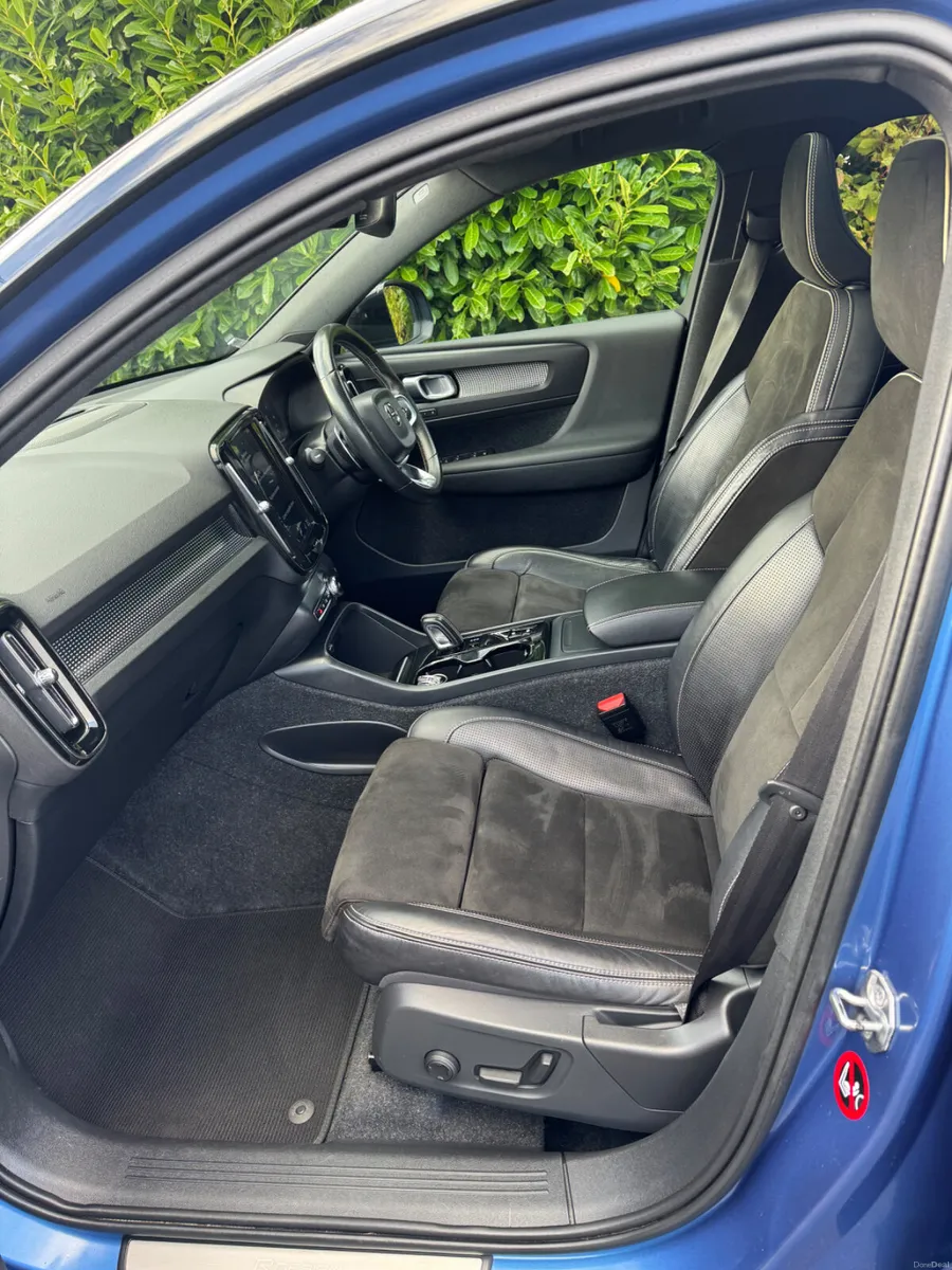 Volvo XC40 2018 - Image 5