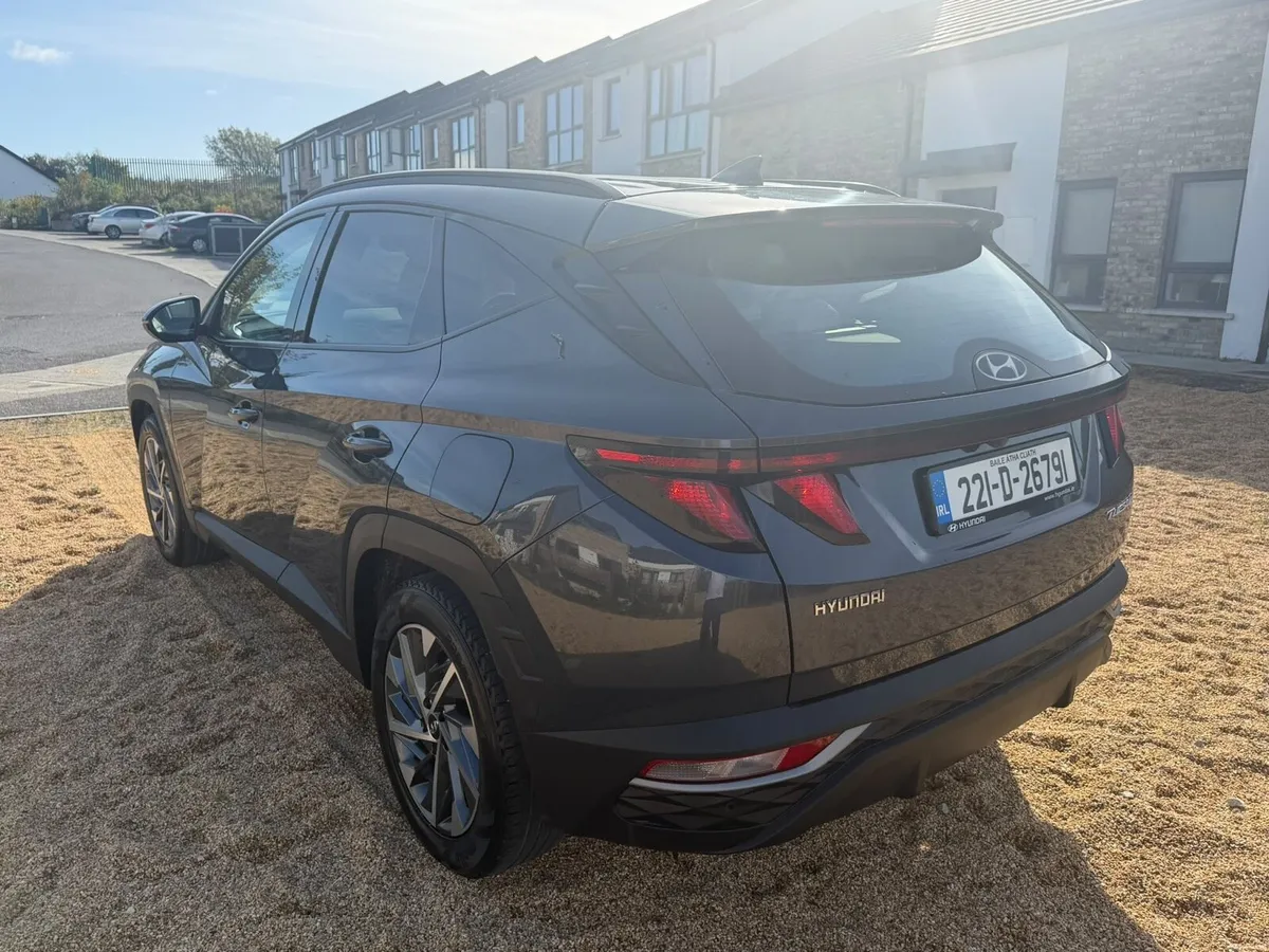 221 Hyundai Tucson Executive - Image 4