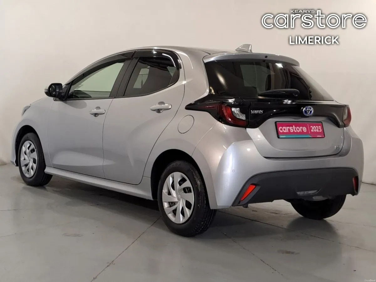 Toyota Yaris 1.5 - Image 5
