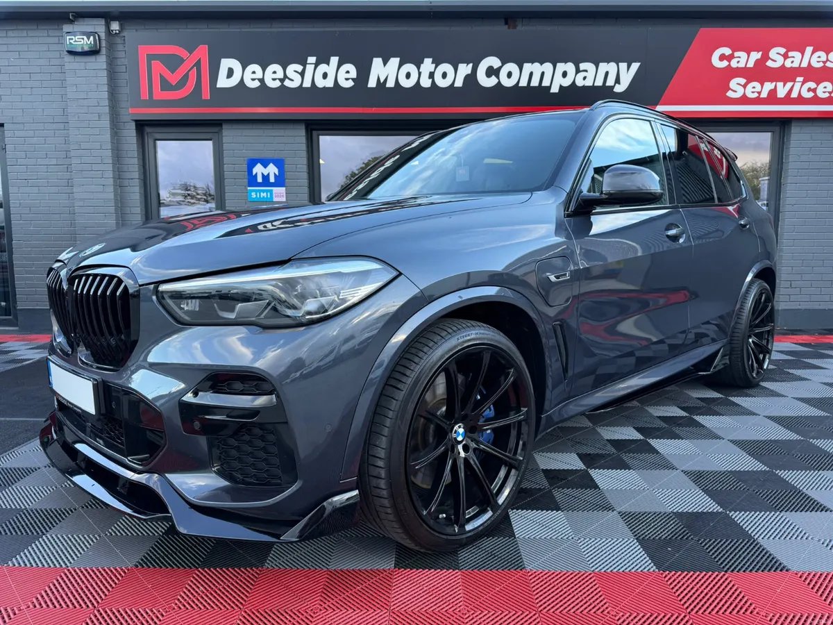 (221) BMW X5 xDrive45e M Sport//Maxton Design//NCT - Image 1