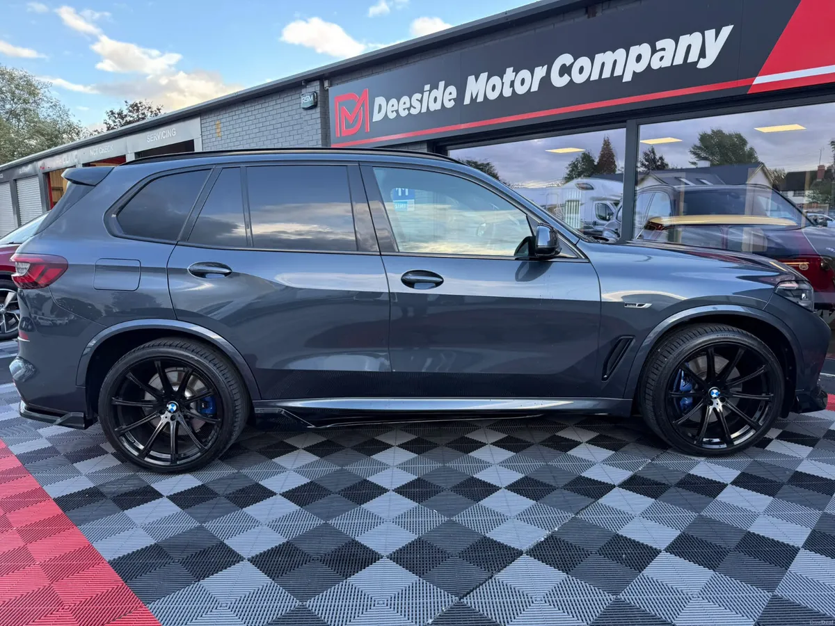(221) BMW X5 xDrive45e M Sport//Maxton Design//NCT - Image 5