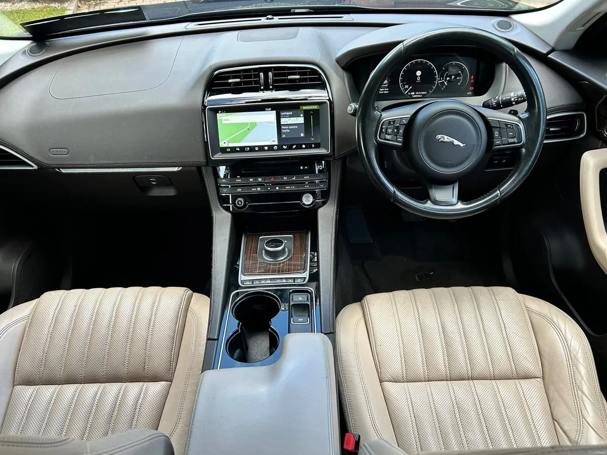 Jaguar F Pace Portfolio 4WD VGSH New NCT €12450 - Image 4
