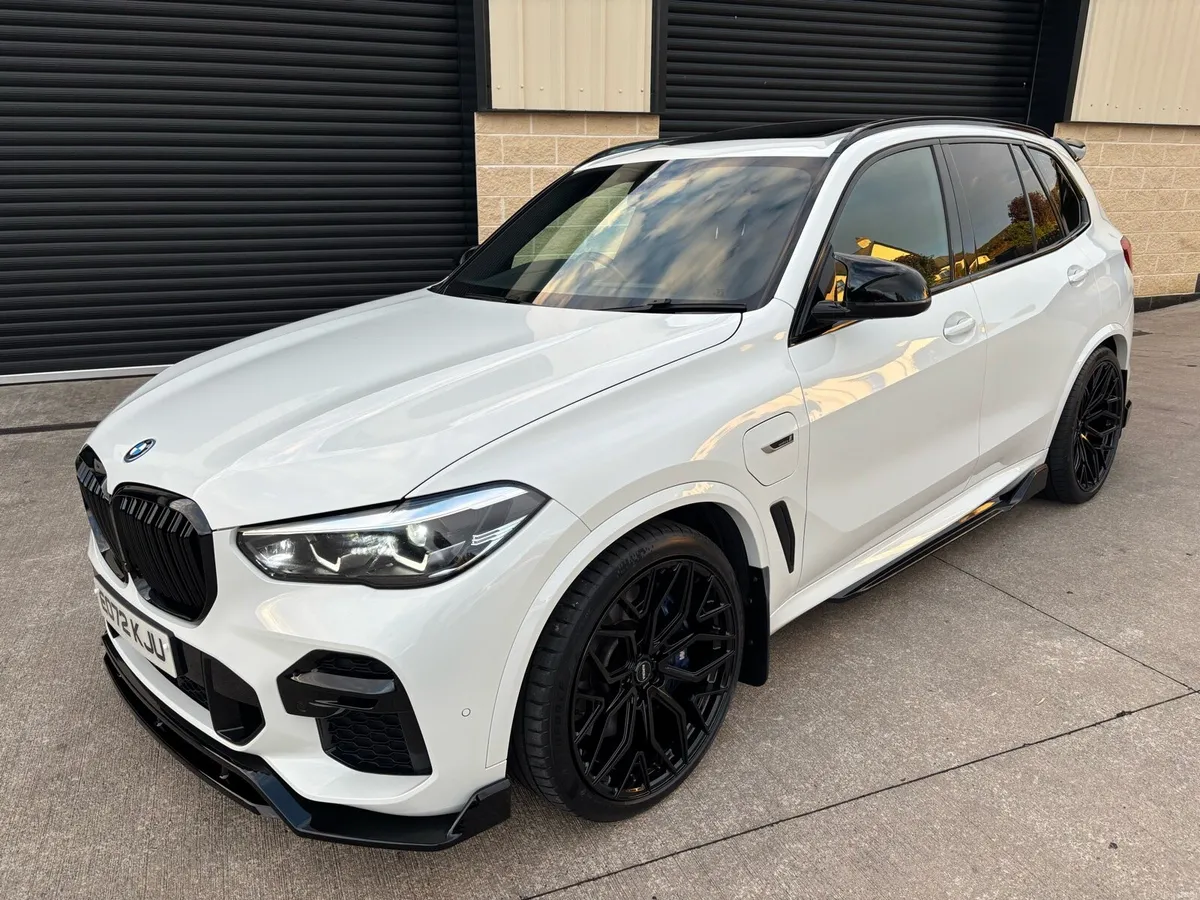222 2022 BMW X5 3.0 45E M SPORT XDRIVE - Image 2