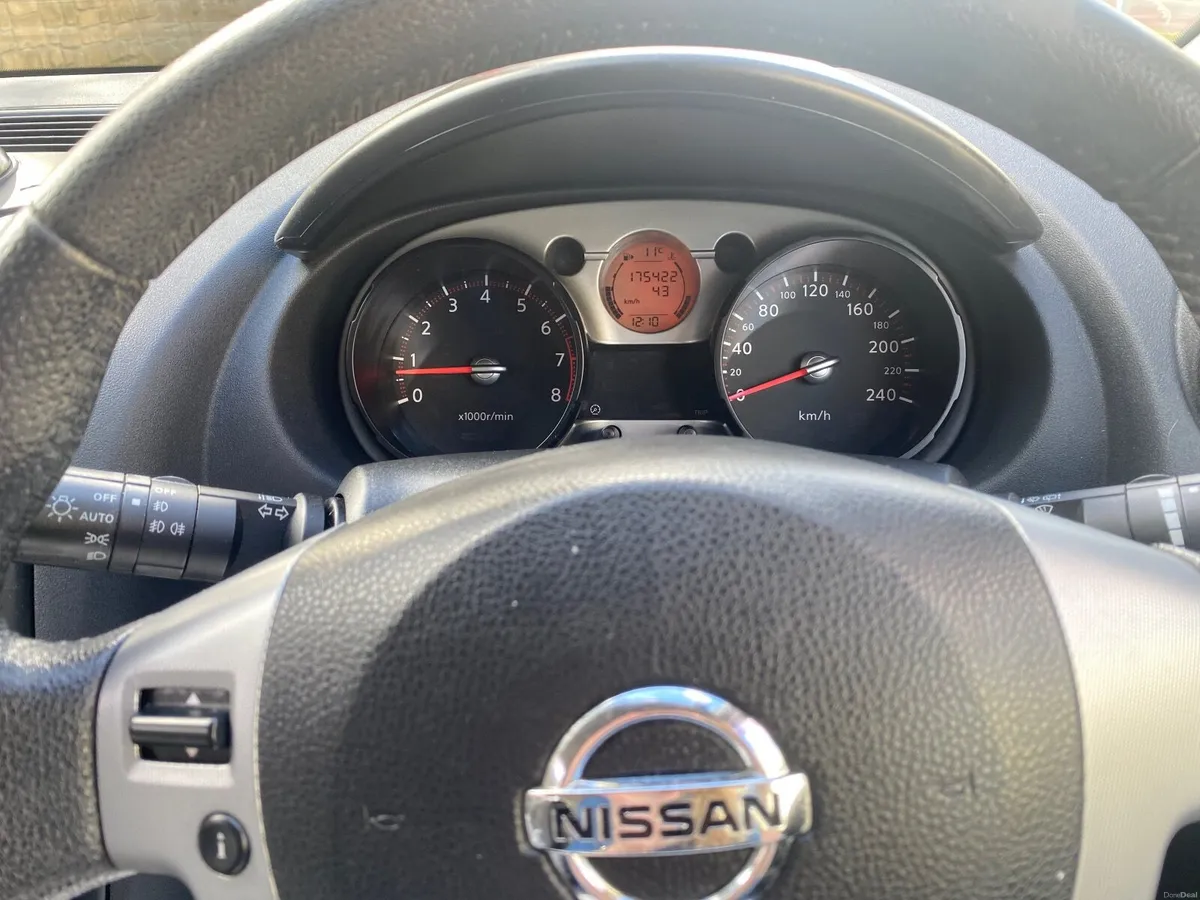 Nissan Qashqai 2010 - Image 5