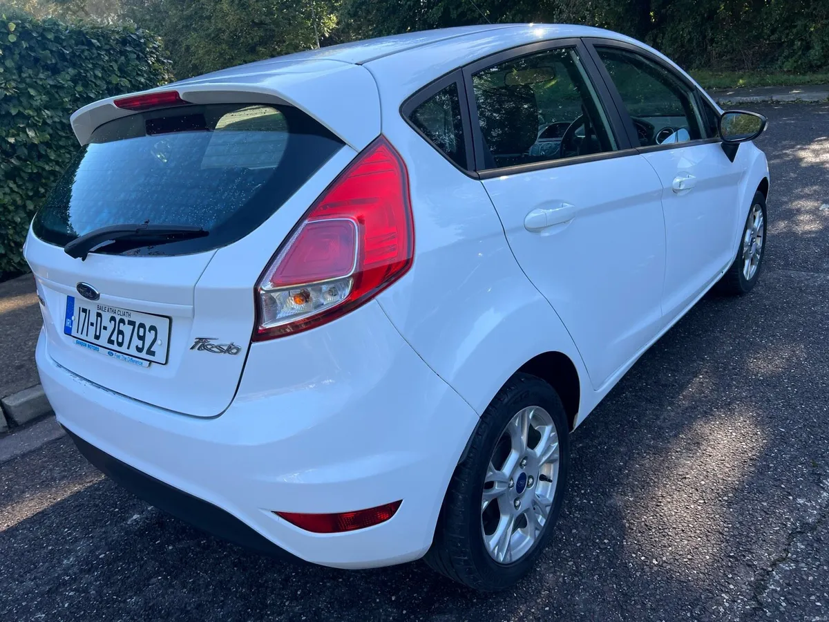 Ford fiesta automatic - Image 3