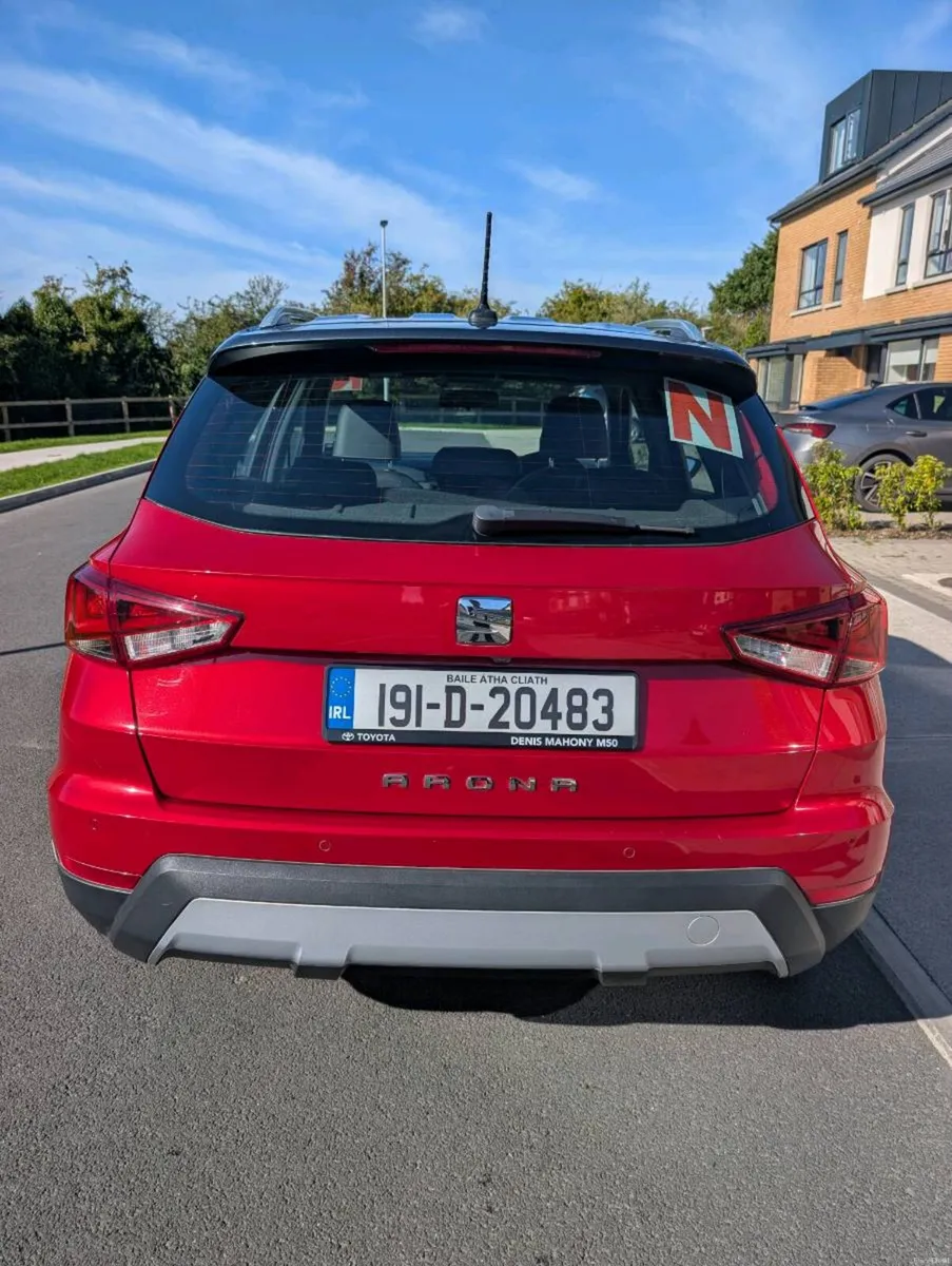A SEAT ARONA mini SUV - Image 5
