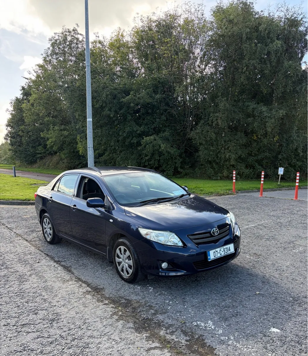 Toyota Corolla 2007 - Image 1