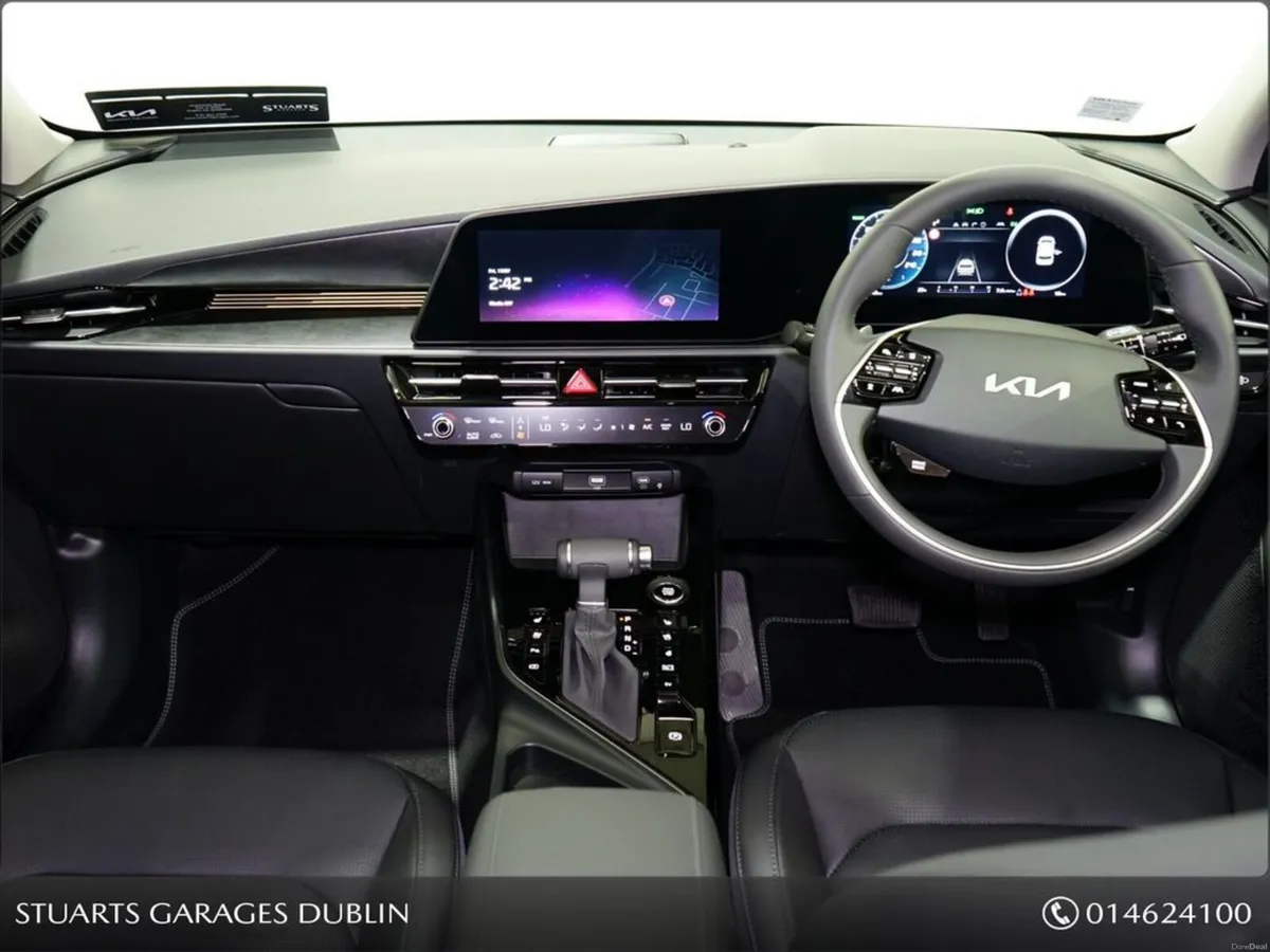 Kia Niro PHEV WITH SUNROOF **AUTUMN SPECIAL** - Image 4