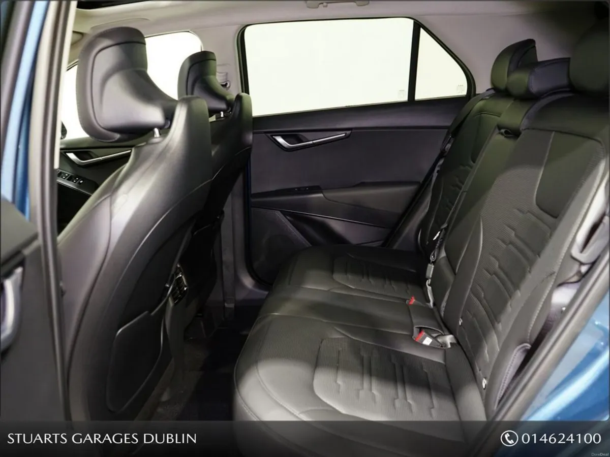 Kia Niro PHEV WITH SUNROOF **AUTUMN SPECIAL** - Image 5