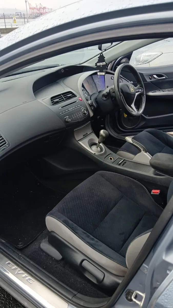 Honda Civic 2008 - Image 3
