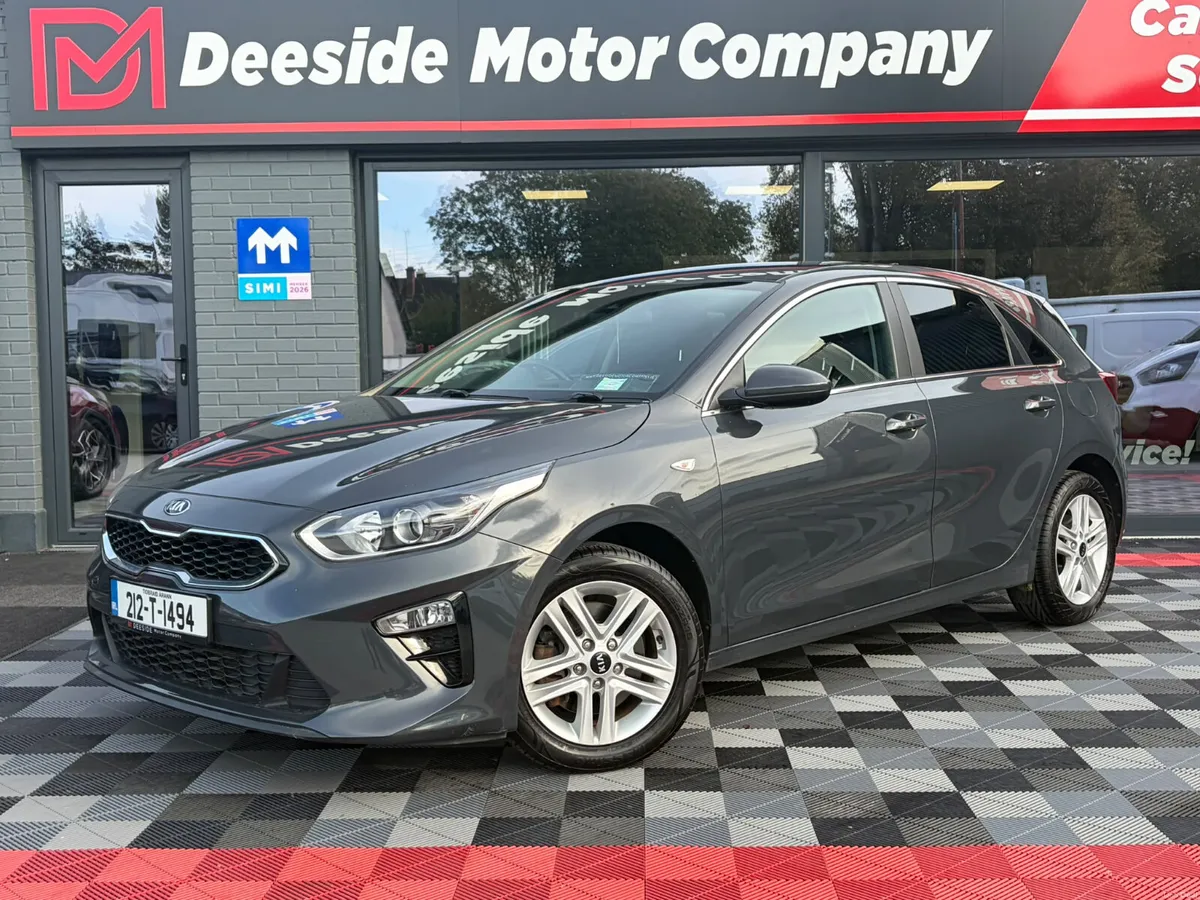 (212) Kia Ceed Mhev//1 OWNER//CAMERA//WARRANTY - Image 1