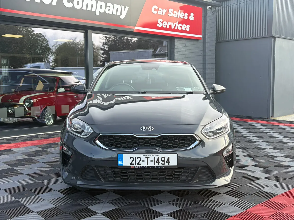 (212) Kia Ceed Mhev//1 OWNER//CAMERA//WARRANTY - Image 3