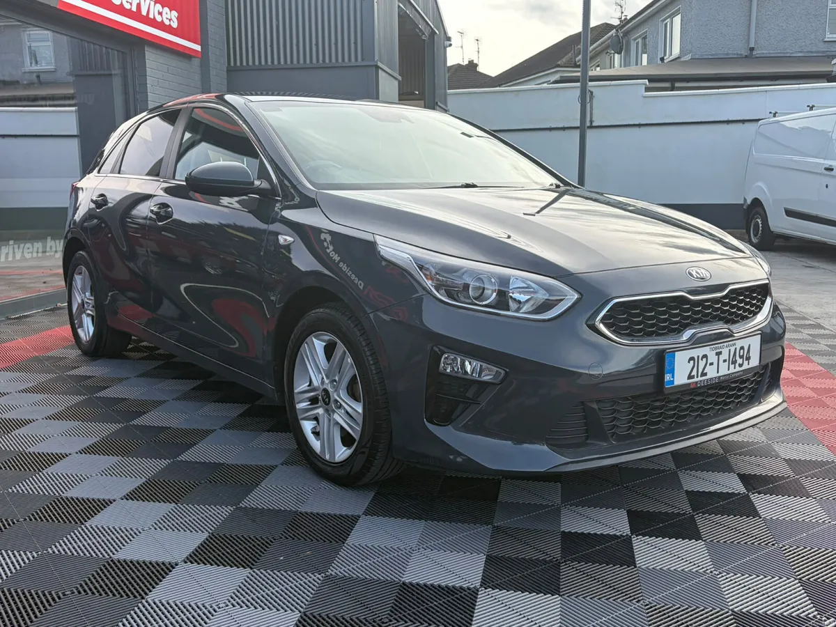 (212) Kia Ceed Mhev//1 OWNER//CAMERA//WARRANTY - Image 4