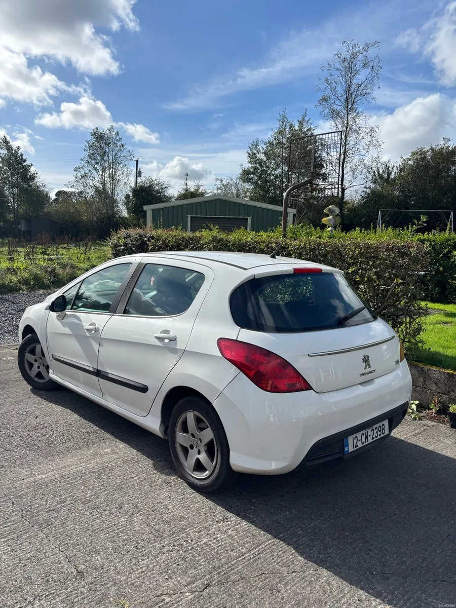 Peugeot 308 - Image 3