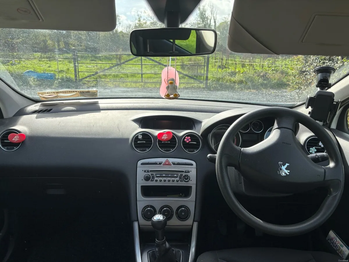 Peugeot 308 - Image 5