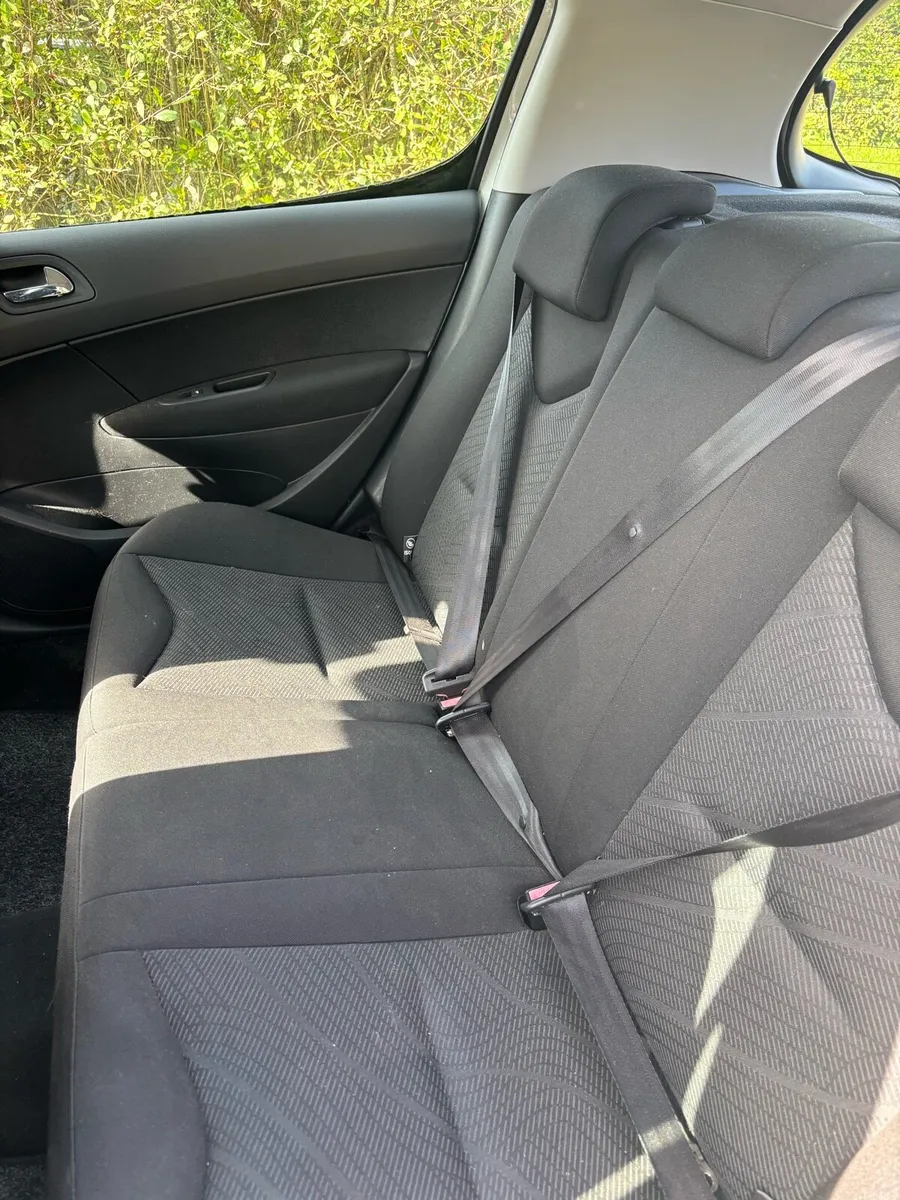Peugeot 308 - Image 6