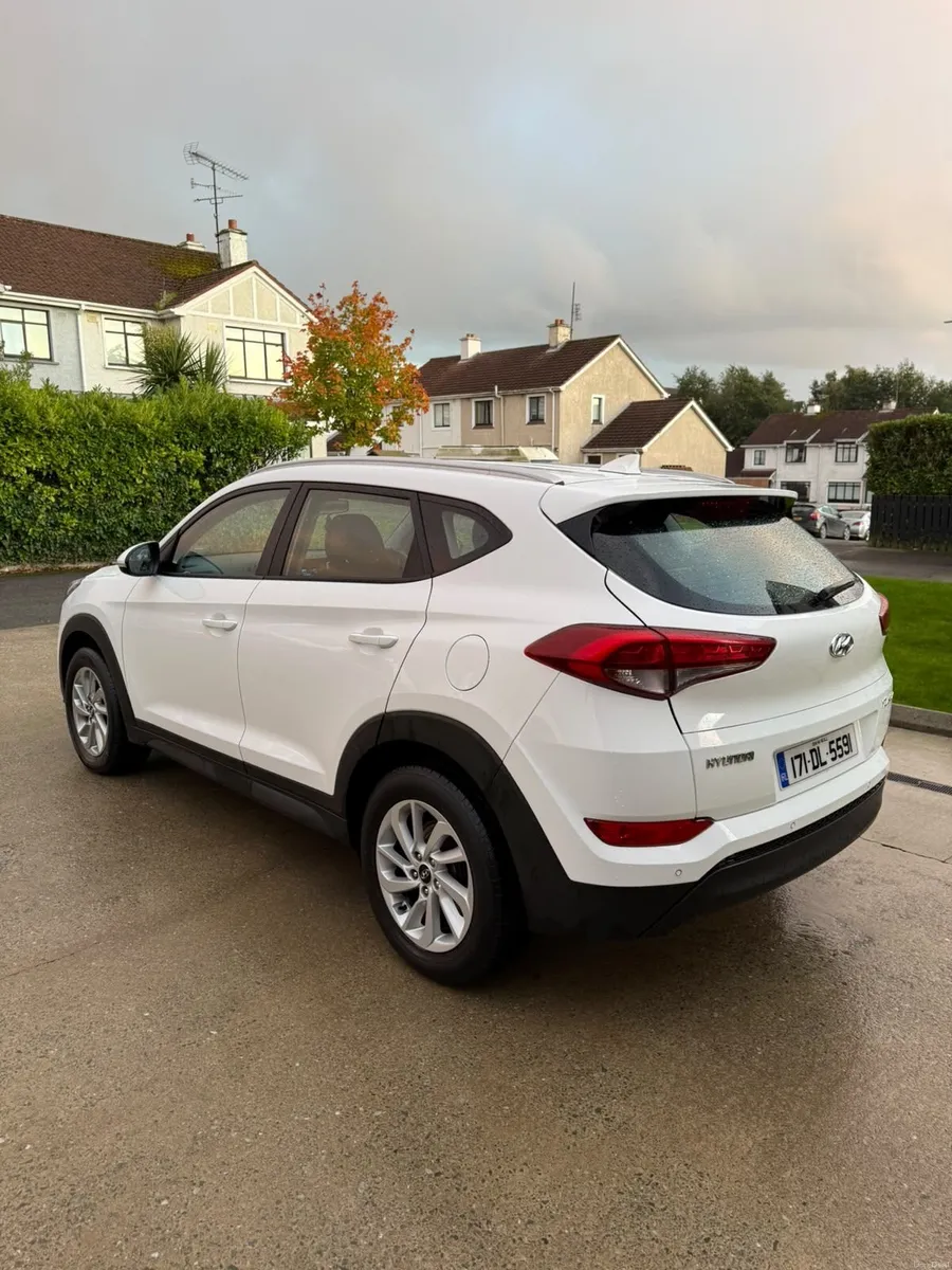 Hyundai Tucson 2017 SE. - Image 4