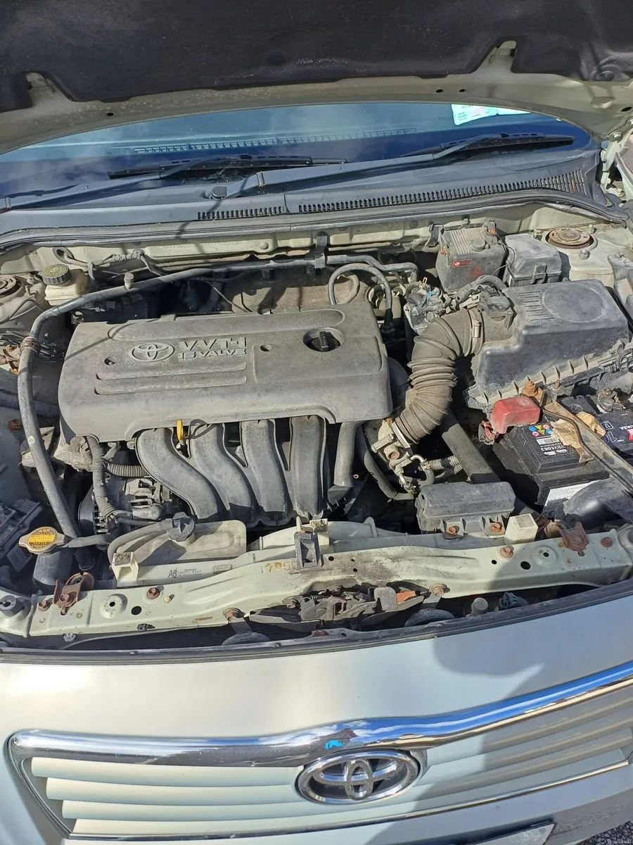 2005 Toyota Avensis low km - Image 5