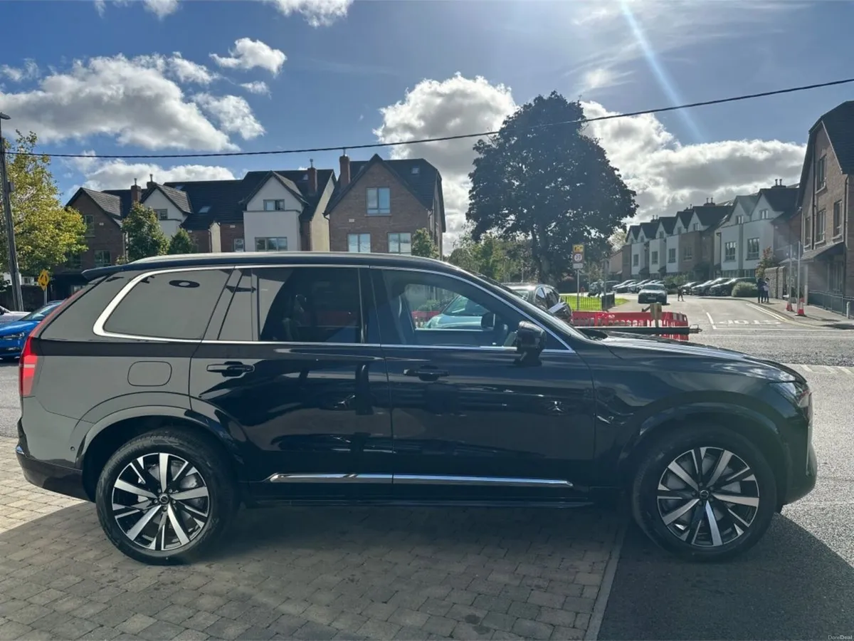 Volvo XC90 XC90 T8 Plus Bright AWD PHEV--0.95% APR - Image 4