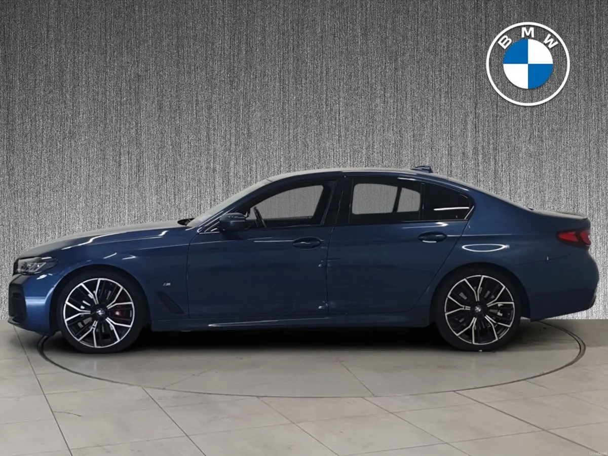 BMW 5-Series 520d M Sport PRO / COMFORT PACK - Image 3