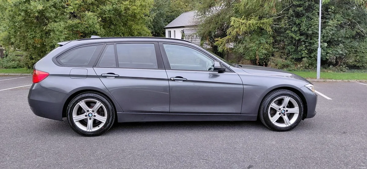 BMW 3-Series 2013 320d Automatic - Image 5