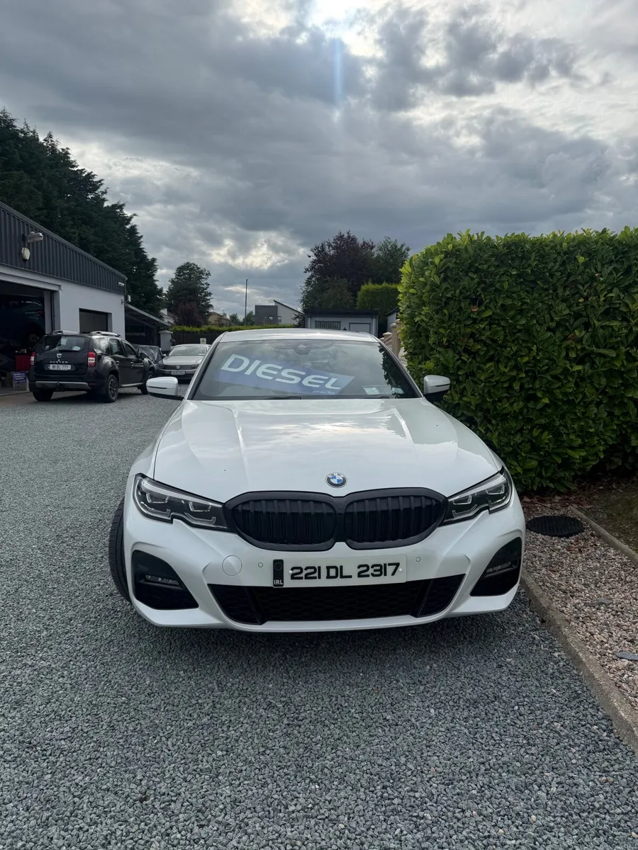 2022 BMW 3-Series 320d M Sport X Drive - Image 5
