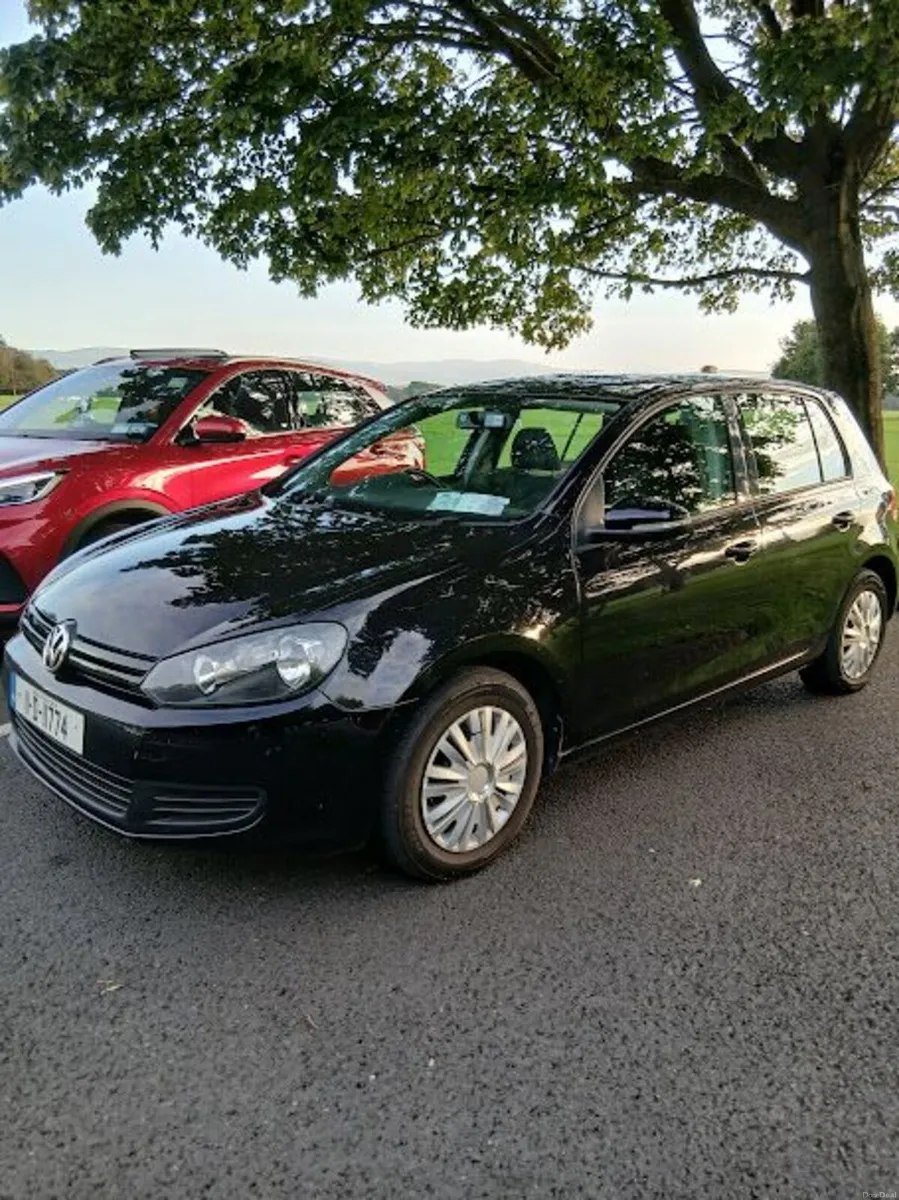 Volkswagen Golf 2011 - Image 1