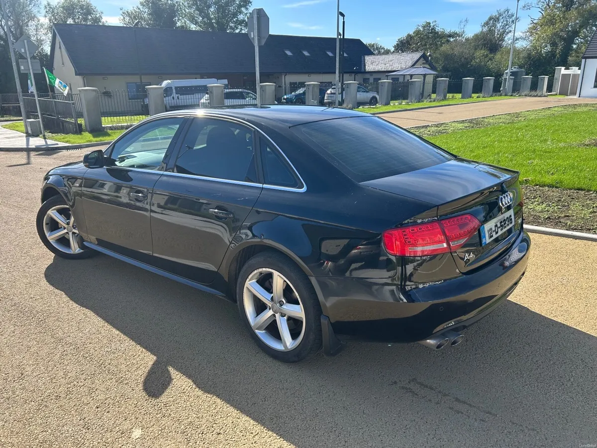 2012 Audi A4 S line model high spec 2.0 TDI 143 bh - Image 4