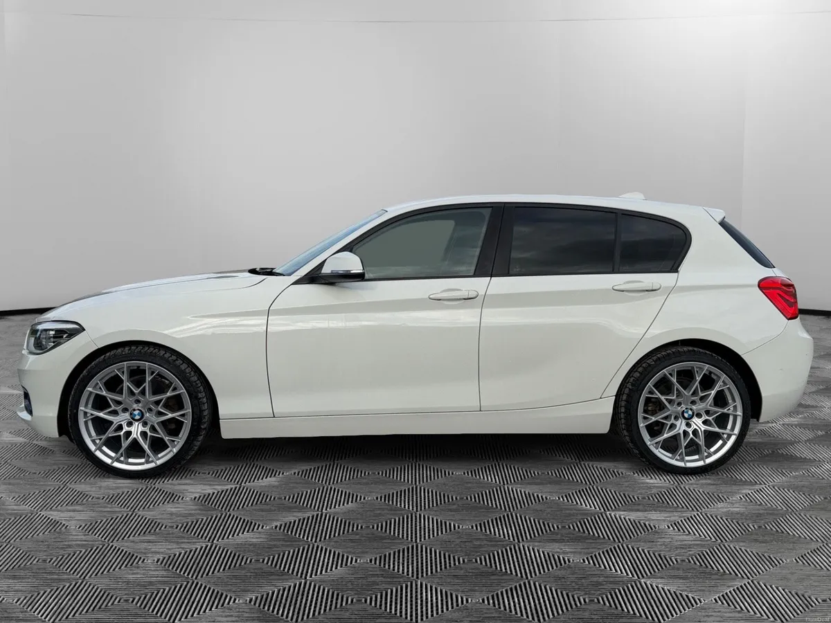 BMW 118D *LOW-KM* - Image 2