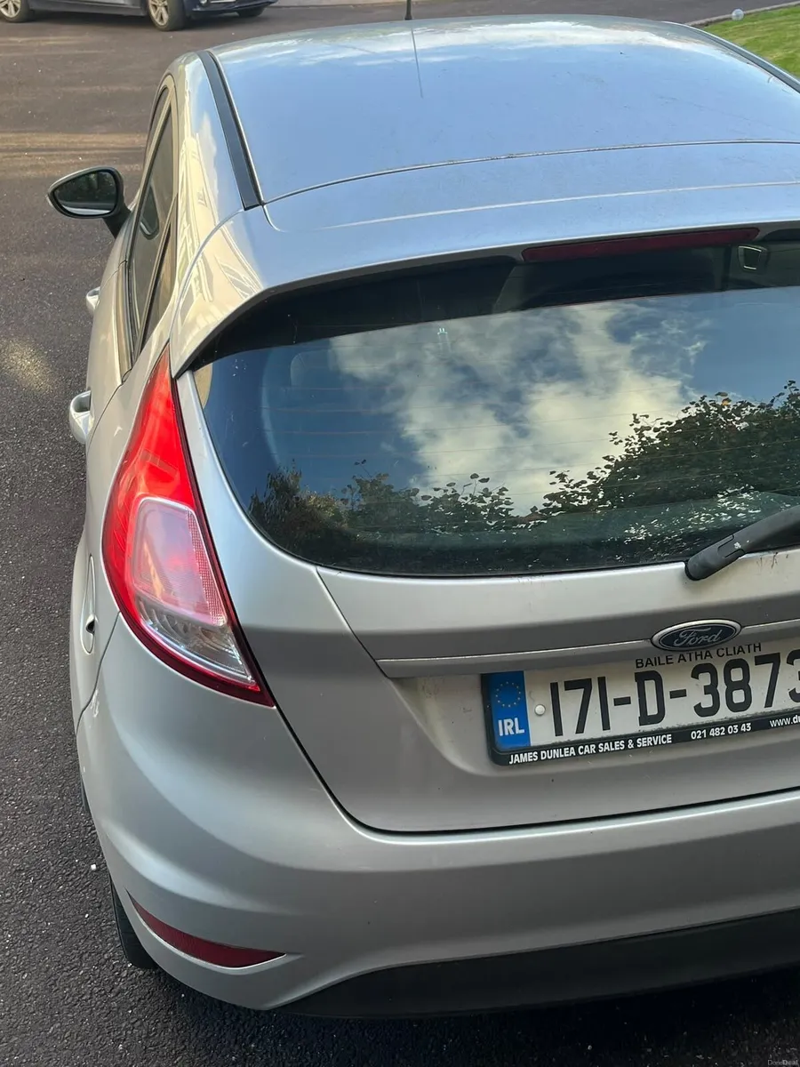 Car - Image 6