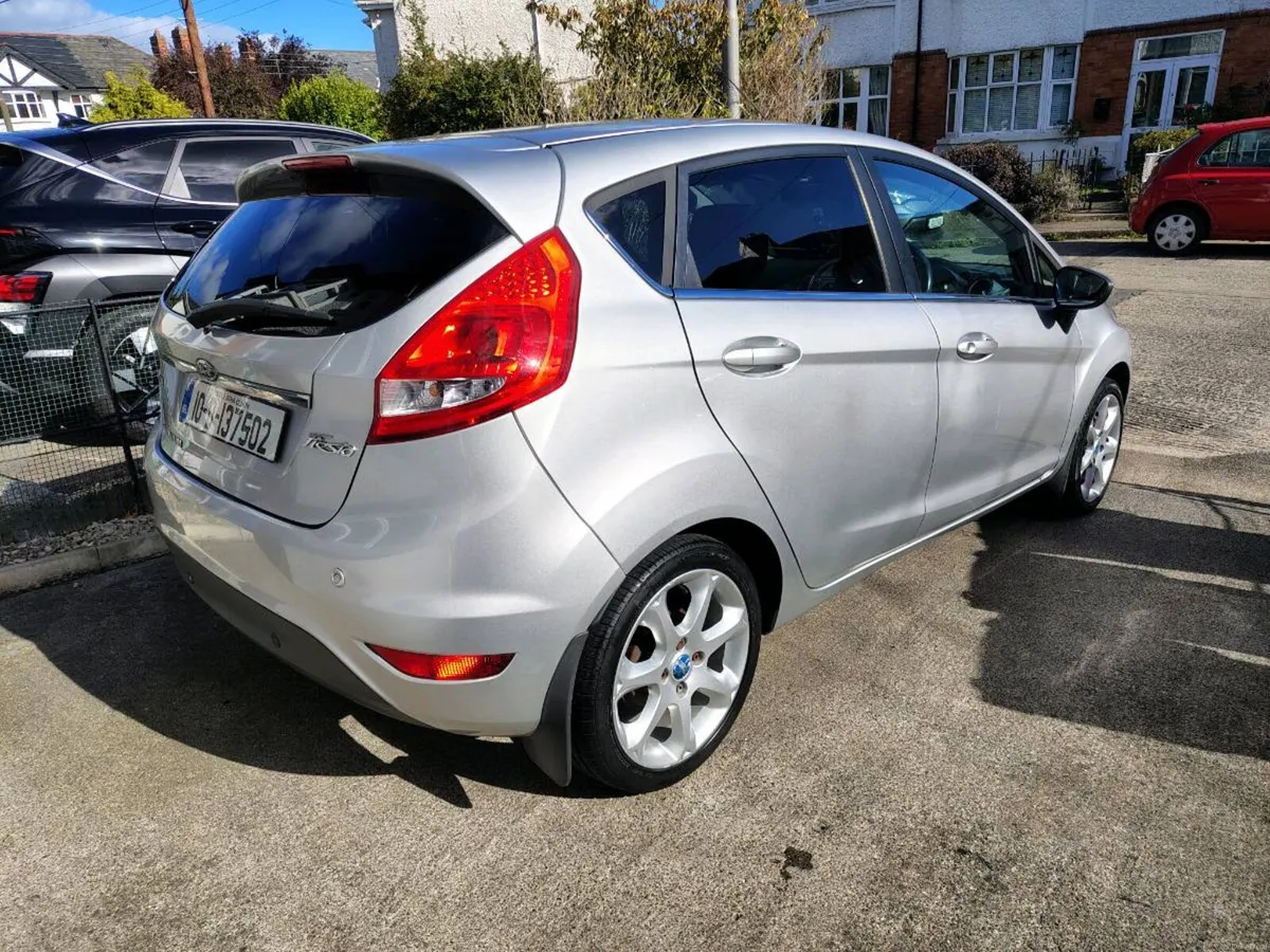 Ford Fiesta Titanium 1.6 tdci - Image 4