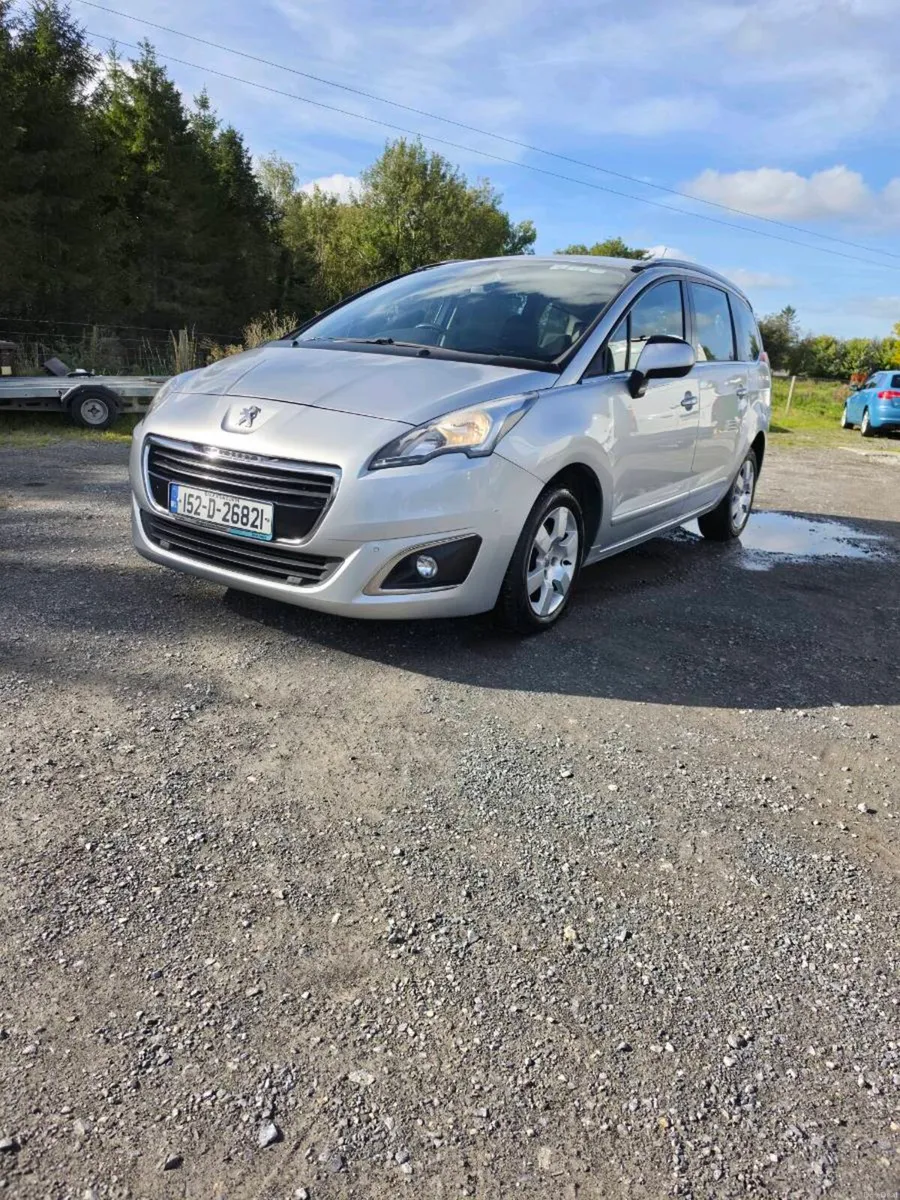 Peugeot 5008 - Image 1