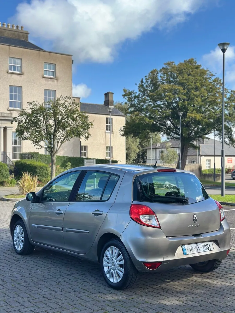 2010 RENAULT CLIO AUTOMATIC LOW MILES LONG NCT/TAX - Image 4