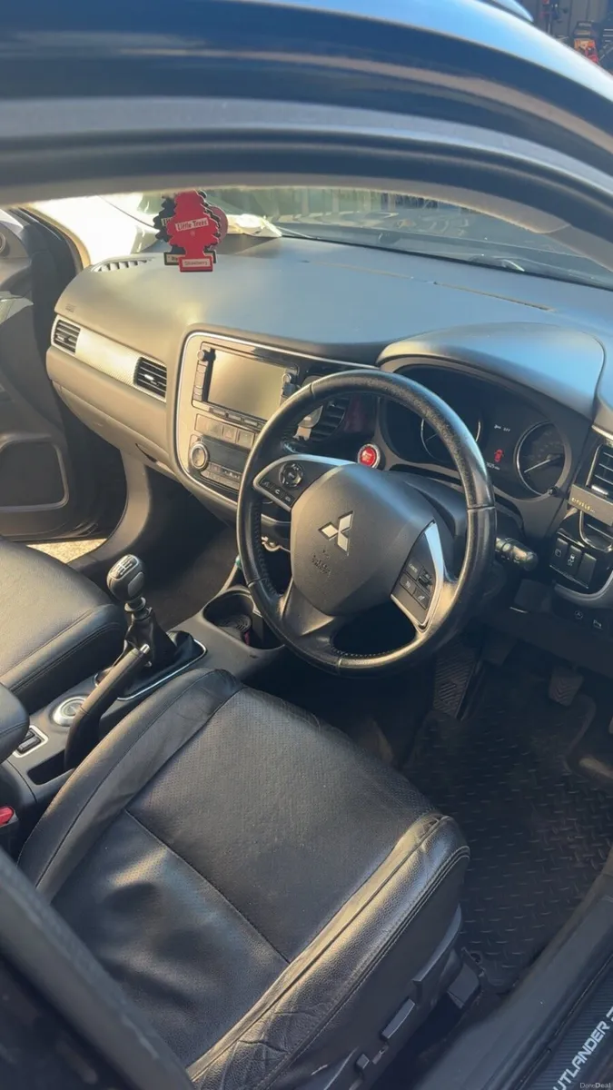 Mitsubishi outlander GX4 - Image 5