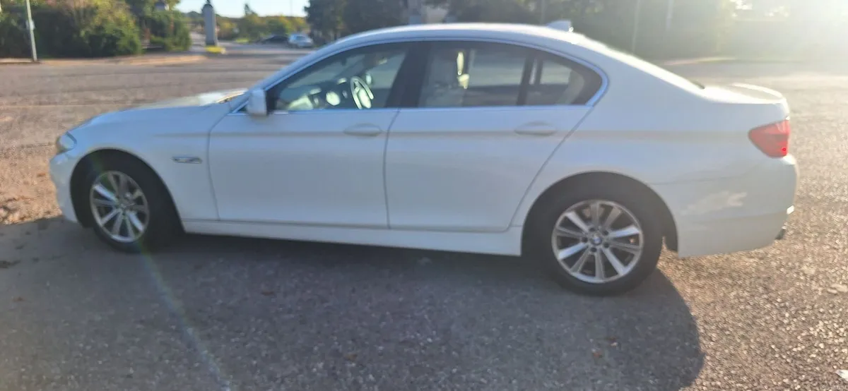 BMW 5-Series 2013 - Image 3