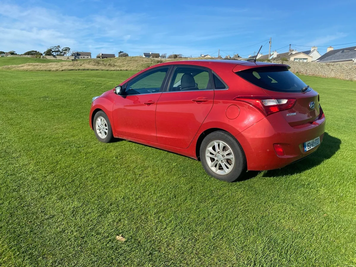 Hyundai i30 2015 1.6 diseal 136,000km - Image 2