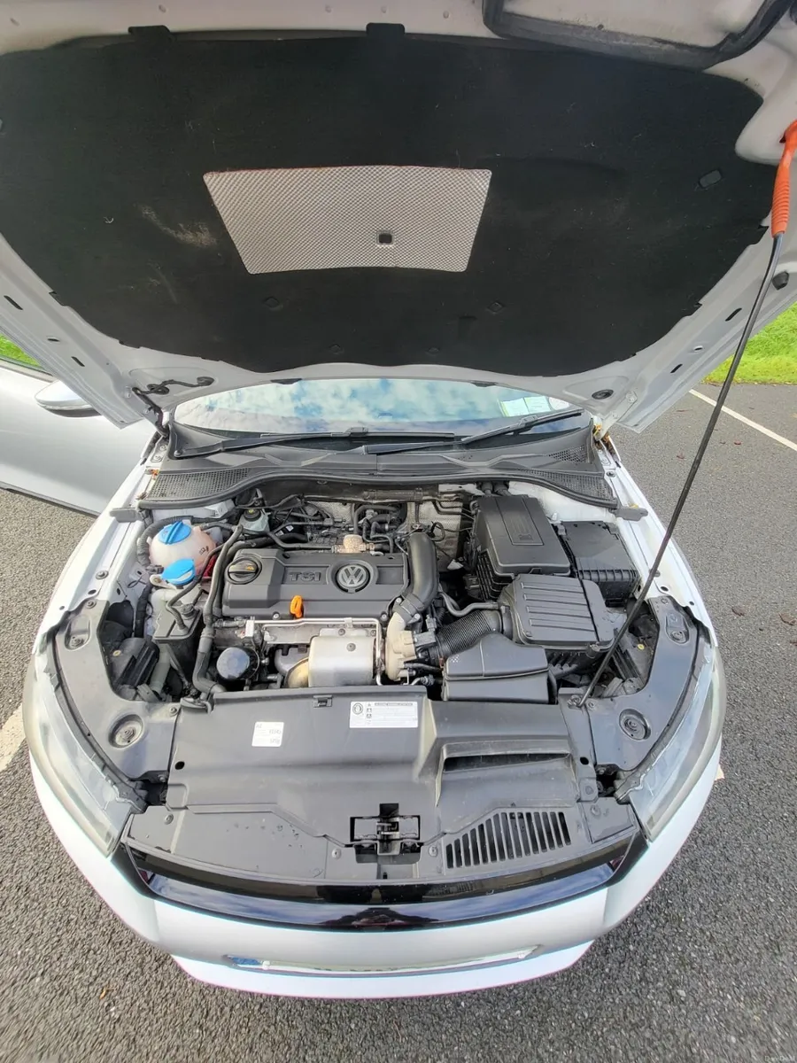 Volkswagen Scirocco 2011 - Image 4