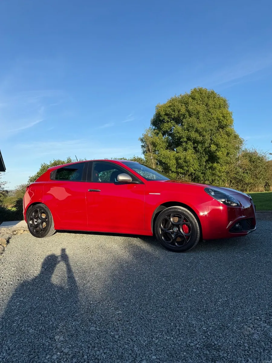 Alfa Romeo Giulietta - Image 1