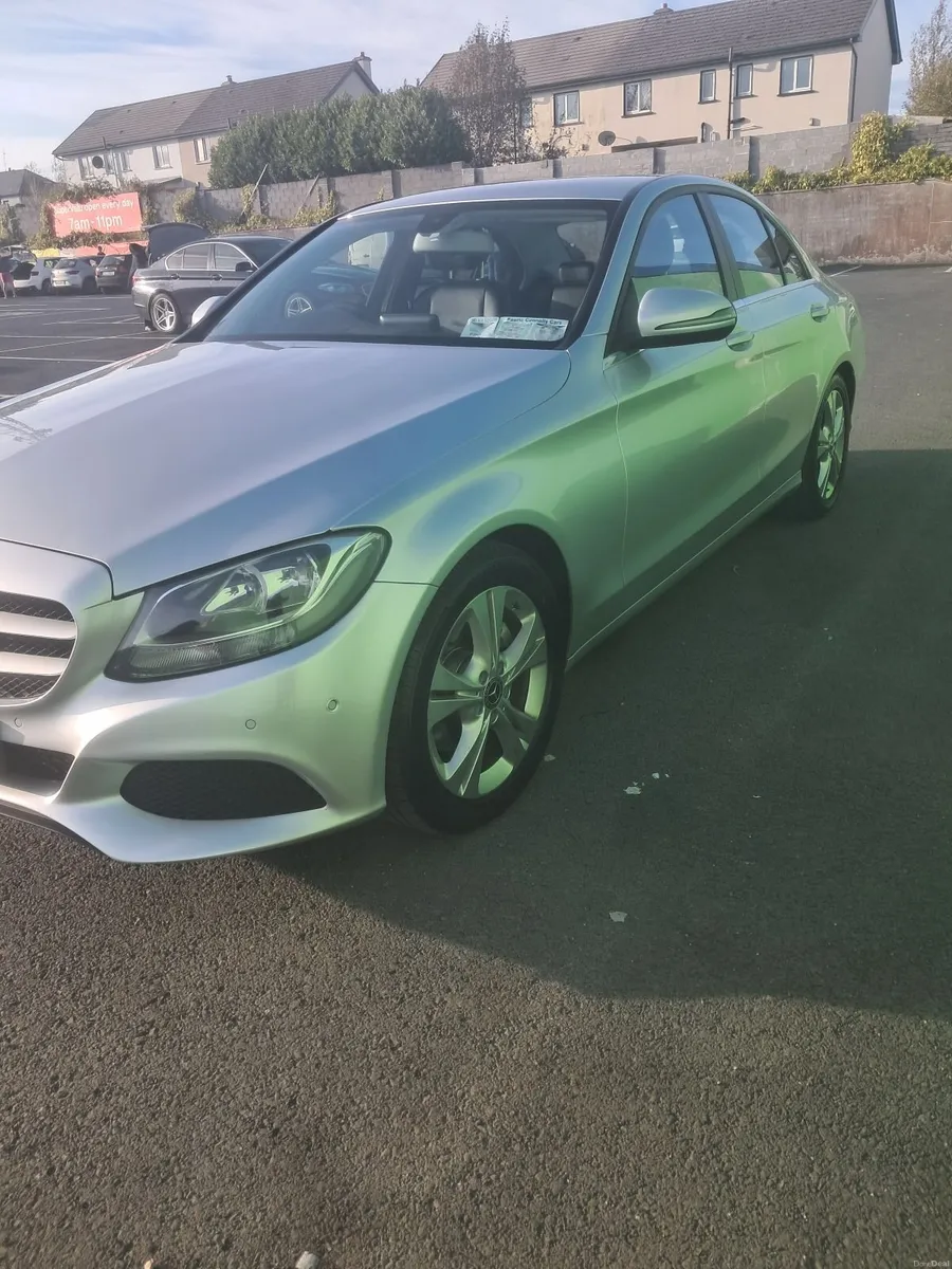 Mercedes-Benz C-Class 2017 - Image 3