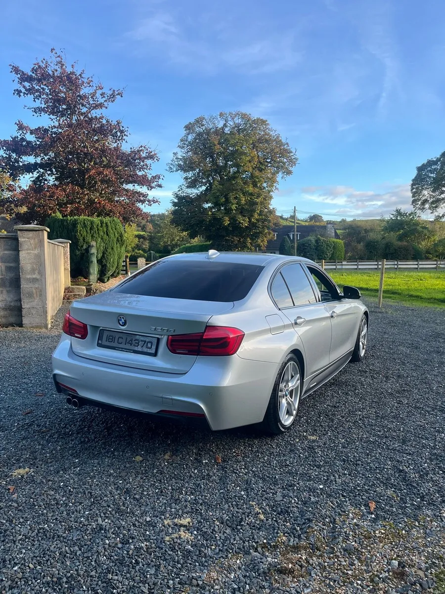 Bmw 320 - Image 4