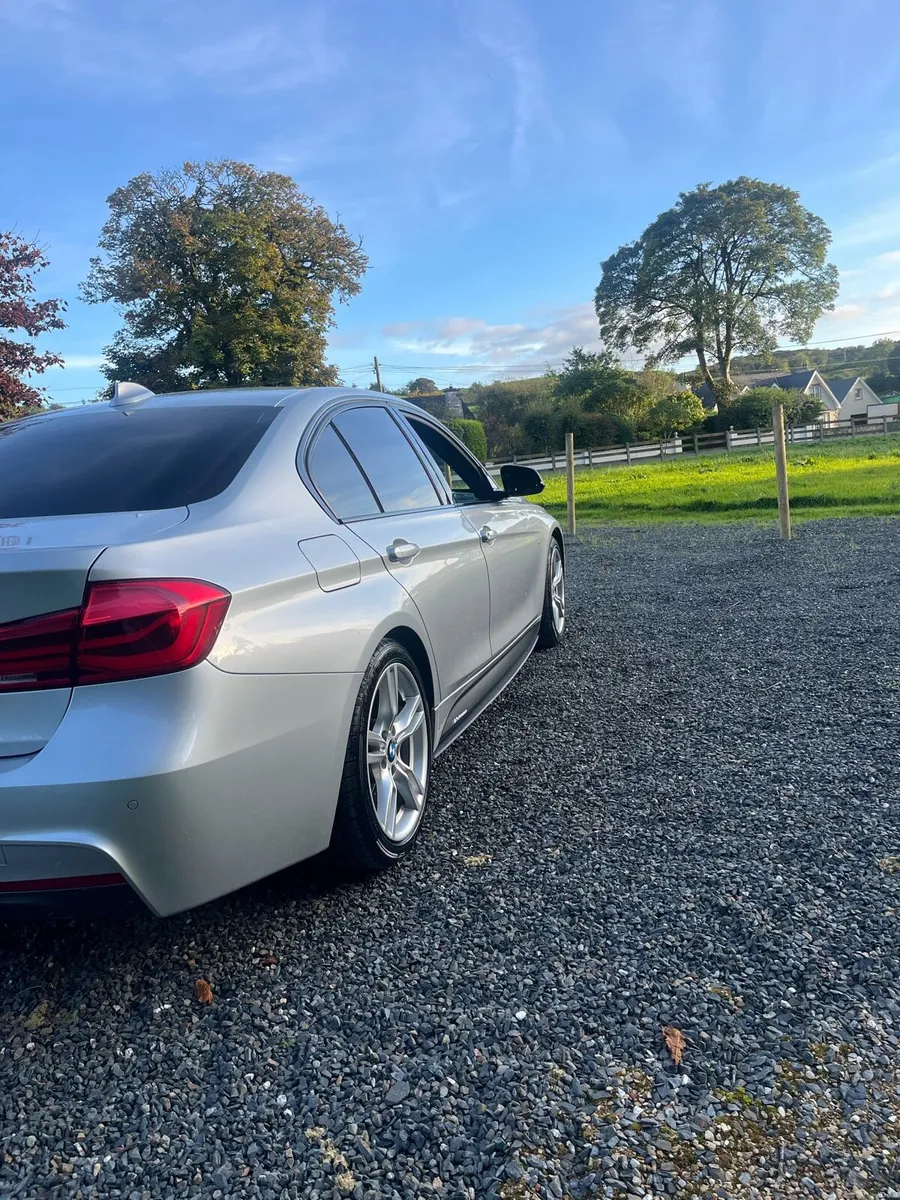 Bmw 320 - Image 5