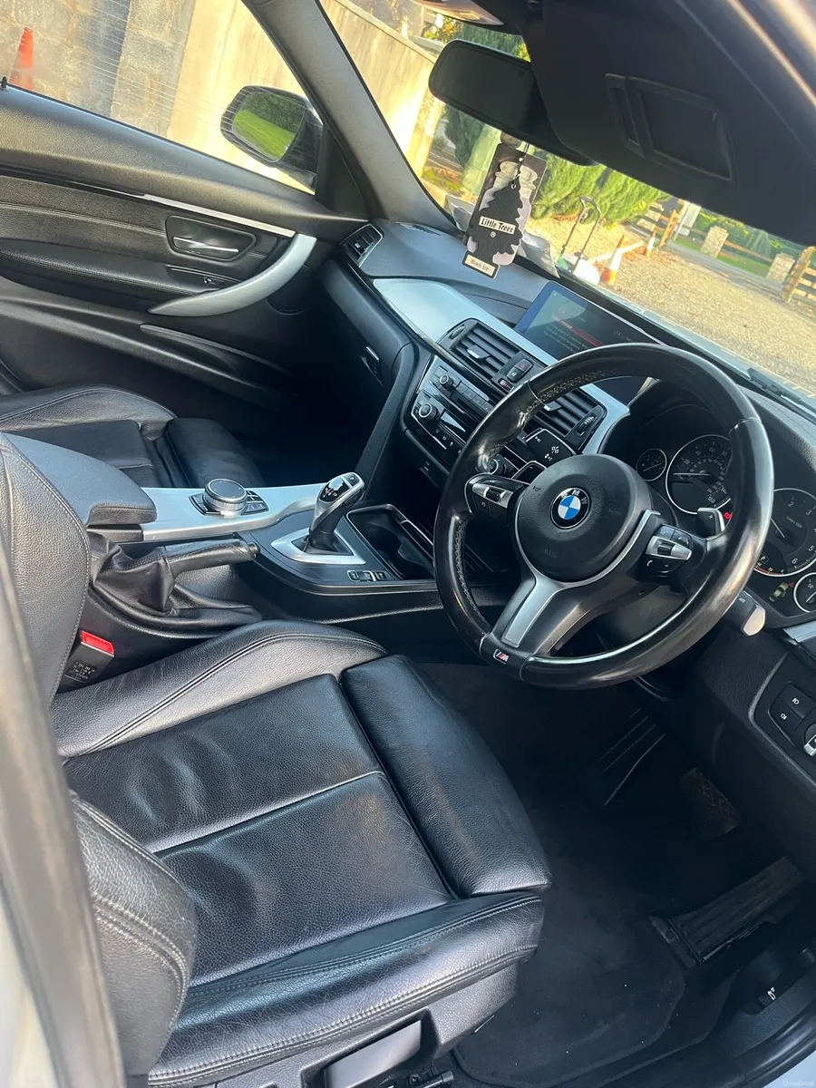 Bmw 320 - Image 6