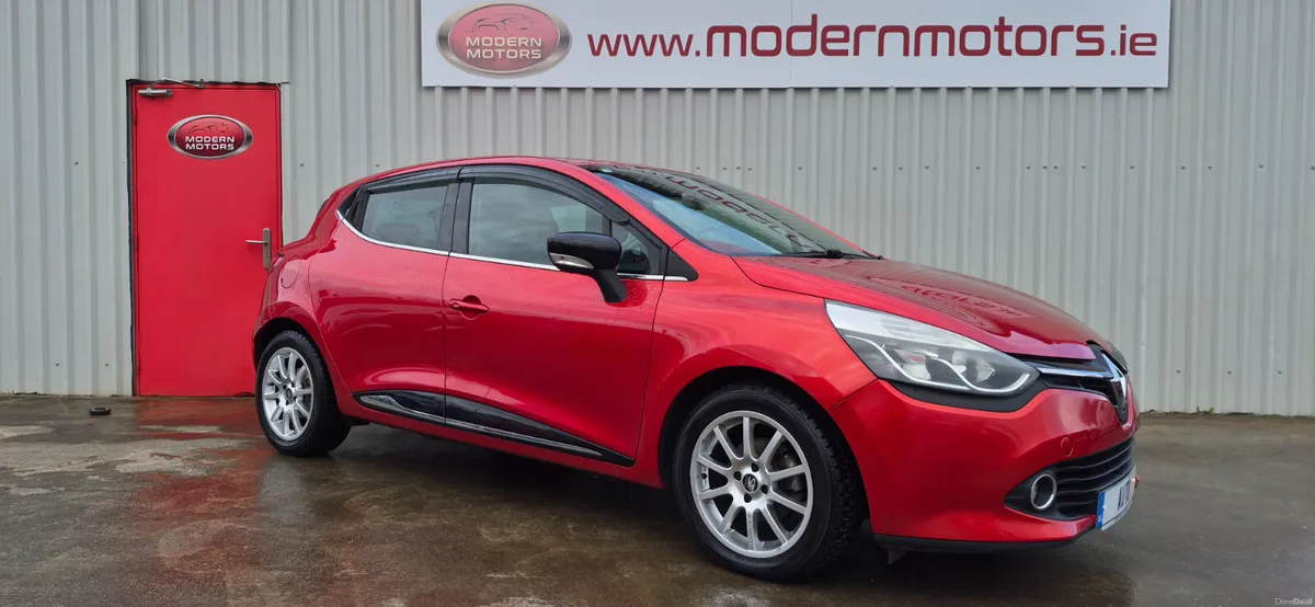 Renault Clio automatic 1.2 petrol 5dr low kms - Image 2
